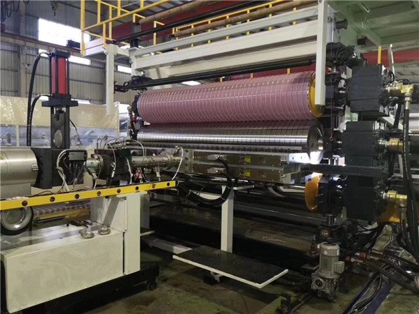 HDPE And PP T-Grip Sheet Extrusion Line02