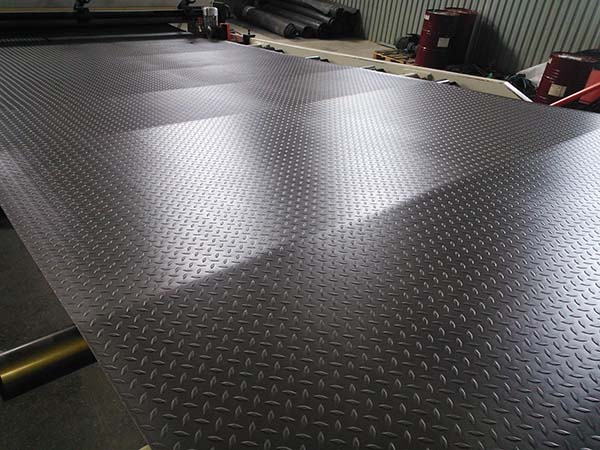 PVC composite floor leather extrusion machine11